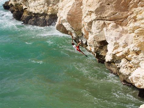 Oman: Klettern & Wildcampen in Arabien - Bergwelten