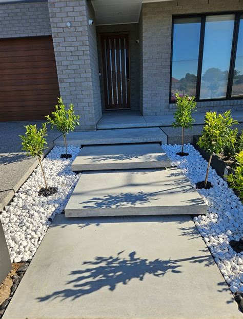 concrete floating steps | Exterior stairs, Front garden design ...
