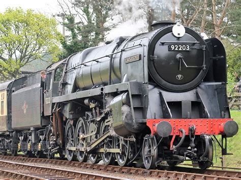 Solve BR Standard Class 9F 2-10-0 92203 Black Prince. jigsaw puzzle online with 252 pieces