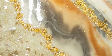 How to Embed a Photo in Resin: Easy Step-by-Step Guide