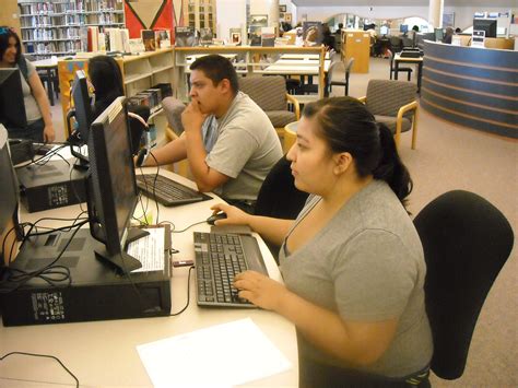 UNM Valencia Campus Library About Us