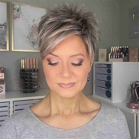 Women's Short Spiky Haircuts 2021 at Rosetta Cogan blog