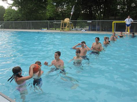 Day Camp Swimming 的图像结果