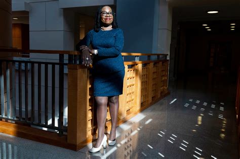 Ketanji Brown Jackson: Who is she? Bio, facts, background and political ...