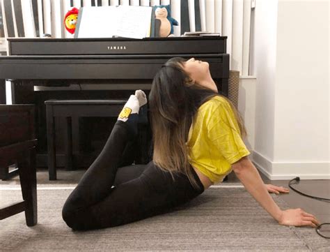 Backbend First 的图像结果