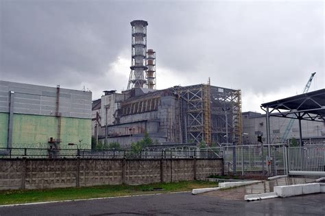How to repair the damaged shell of the nuclear plant in Chernobyl? - Time