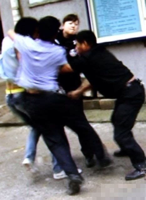 台州一女子被劫持命悬一线 特警巧解救声东击西(组图)-搜狐滚动