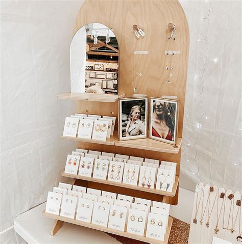 Pop Up Shop Display Ideas 的图像结果