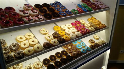 The 12 Best Donut Spots in New York City | New york food, Nyc donuts ...