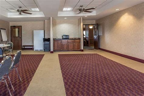 QUALITY INN AND SUITES (Guymon) - Hotel Reviews, Photos, Rate ...