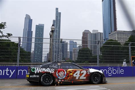 History of Wendy’s as a NASCAR Sponsor: Details About Past Deals and Drivers - The SportsRush