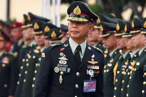 泰国陆军司令权力有多大？为何只要他不高兴，国防部长便惶惶不安