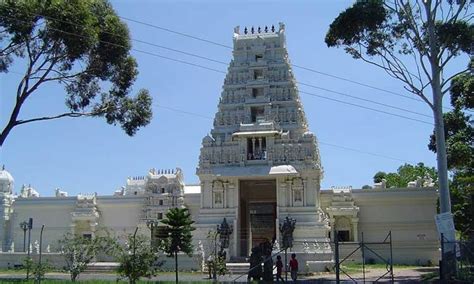 Thousands attend consecration ceremony at Hindu temple in Australia
