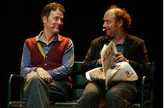 ale e franz panchina capodanno con ale e franz al teatro apollonio di varese ale e franz panchina capodanno con ale e franz al teatro apollonio di varese