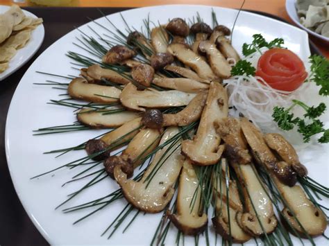 Top 10 North Korean Foods | Rocky Road Travel | North Korean Cuisine