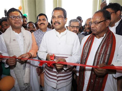 Odisha: Union Minister Dharmendra Pradhan inaugurates, lays foundation ...