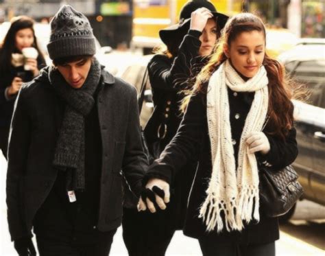 Ariana Grande With Beautiful Boyfriend New Photo | Hollywood Stars Hd ...