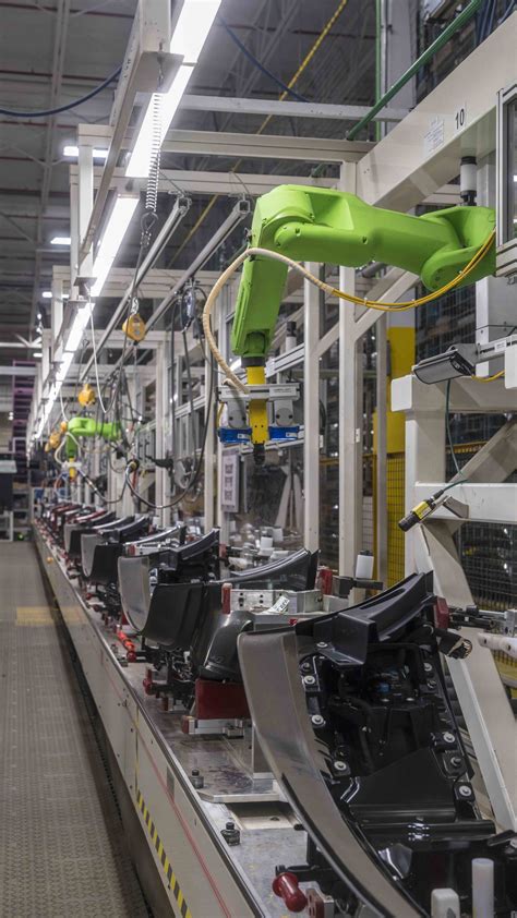 Manufacturing Industry Images 的图像结果