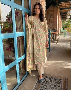 Best Latest Ladies Kurta Suit Sets | Buy Women Cotton Suits Online