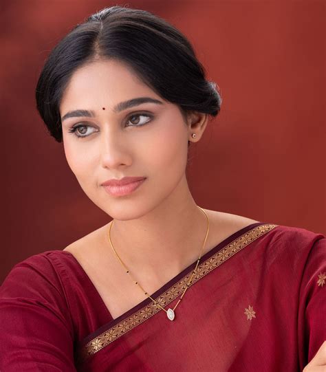 Buy Traditional Gold Mangalsutra Marquise Design – P. N. Gadgil & Sons Ltd