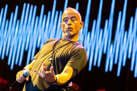 Eros Ramazzotti se embarca en su gira mundial Latido Infinito | EL ...