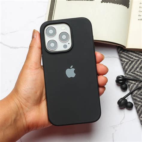 Buy Original iPhone 16 Pro Mobile Cover & Silicone Phone Case | The Hatke