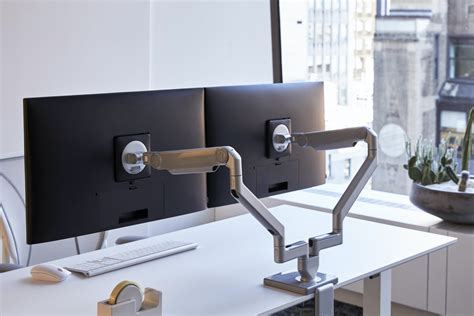 Lock Humanscale Dual Monitor Arms 的图像结果