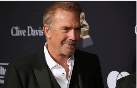 Kevin Costner wife: Is Kevin Costner married?