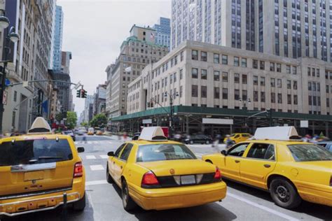 How to Get from LaGuardia to Manhattan Our Tips