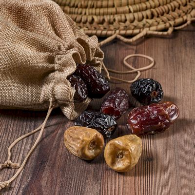 Premium Dates India | Luxury Dates Collection Online - Siafa Dates