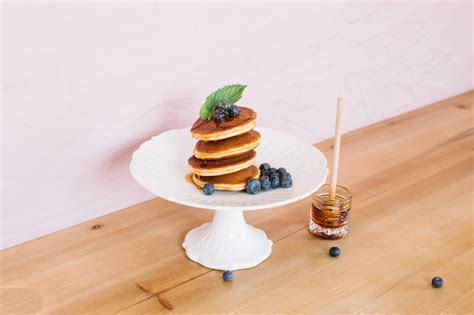 Pancake stack on plate Images - Free Download on Freepik