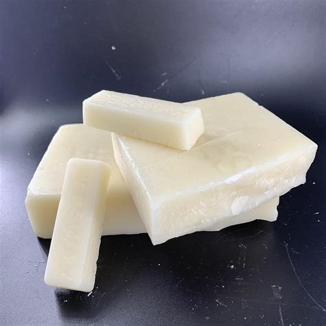 Pure Naturally White Beeswax Slab/Block/Bar (1kg) : Amazon.in: Home ...