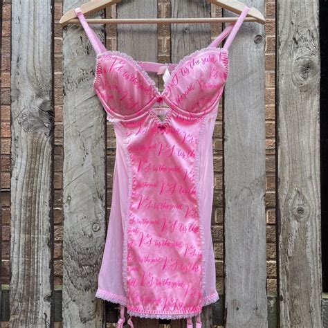 Victoria Secret 2015 NYC Fashion Show Lingerie... - Depop