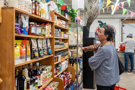 Local Pizza Place Community 的图像结果