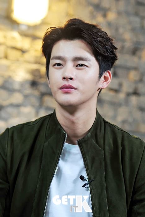 Seo In-guk gives a behind the scenes interview for Hello Monster ...