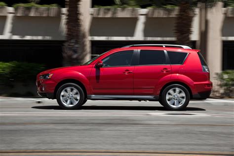 2012 Mitsubishi Outlander Image. Photo 30 of 58