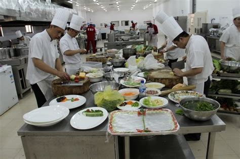 餐厅装修设计要点 50平小餐馆怎么装修？ - 餐厅装修 - 【呈力锋装饰设计公司】