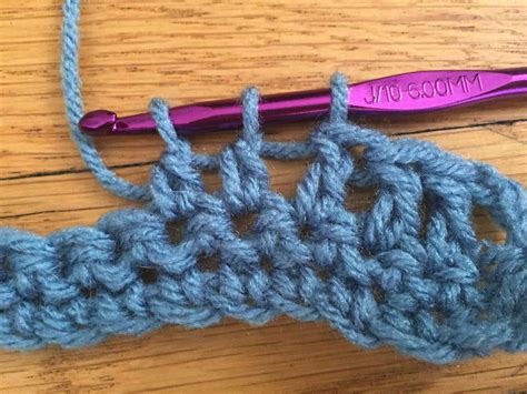How to Make a Double Crochet Stitch