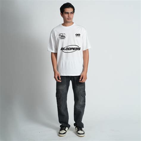 Oversized Collection – Bloopers