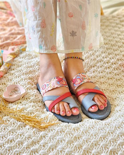Ruby Bloom Flats Slip Ons – pairpatola