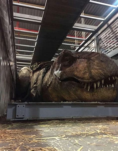 Tyrannosaurus rex animatronic (Fallen Kingdom) | Jurassic Park wiki ...