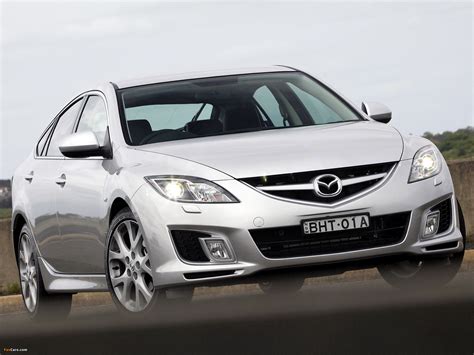 Photos of Mazda6 Hatchback AU-spec (GH) 2007–10 (2048x1536)