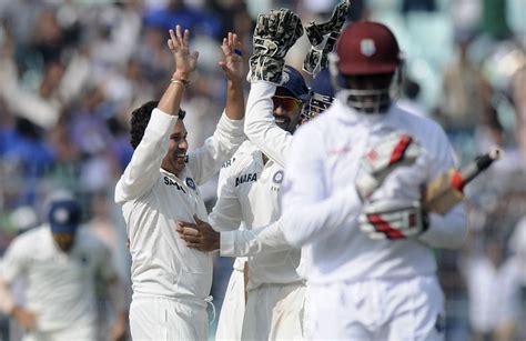 India vs West Indies 2013: 1st Test, Day 1 - The Quick Flicks