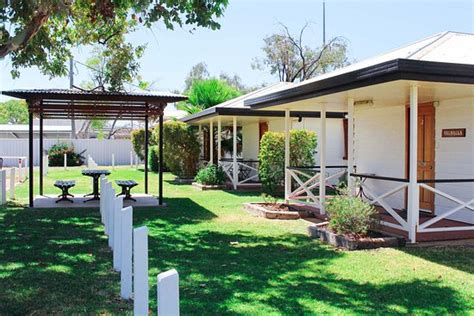 WARREGO HOTEL MOTEL CUNNAMULLA - Motel Reviews, Photos, Rate Comparison ...