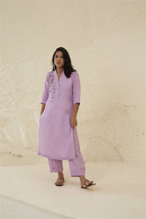 Vasant Kurta Set