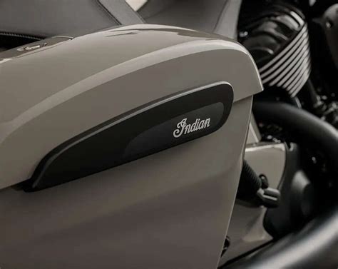 Indian Chieftain Dark Horse Design, Colours & Reviews | Times Drive