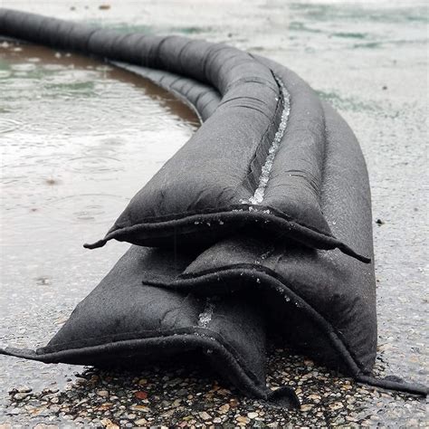 Quick Dam QD65-1 Water Activated Flood Barrier; 1.5m/5ft (Single ...