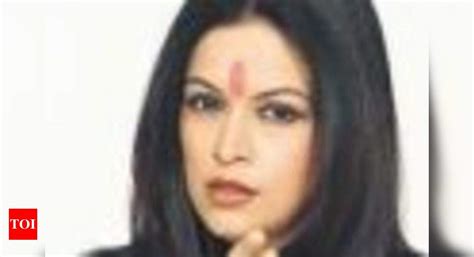 Pati, Patni & Idiot Box - Times of India