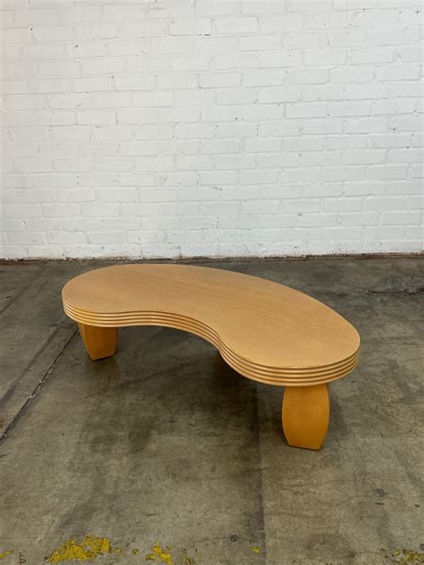 Free form wavy coffee table — VINTAGE ON POINT