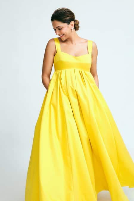 Gauri & Nainika | Designer Gowns, Tops, Dresses | Aza Fashions